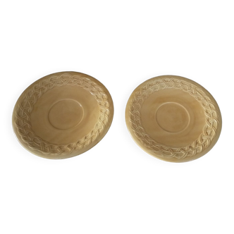 Set of two small ceramic plates