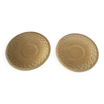 Lot de deux petites assiettes céramique