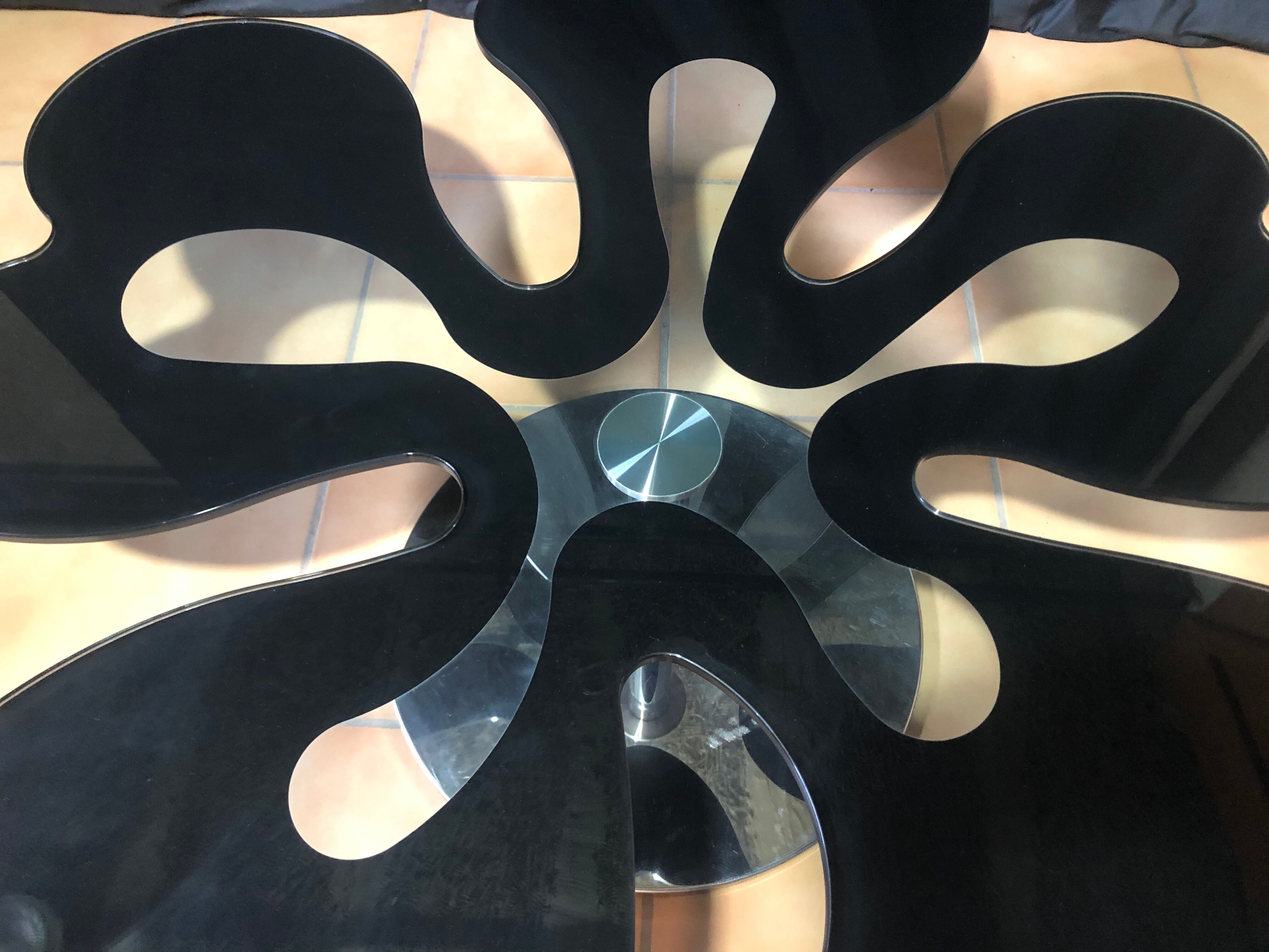 Table basse Narcisse années 70 de maurizio Cattelan italia