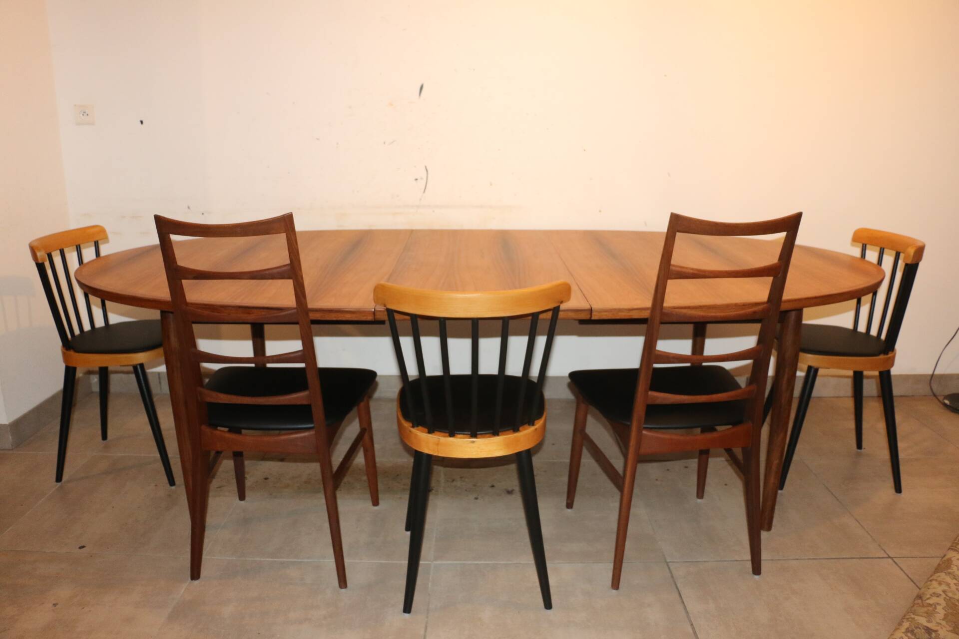 Arne Vodder rosewood table for 6/10 people