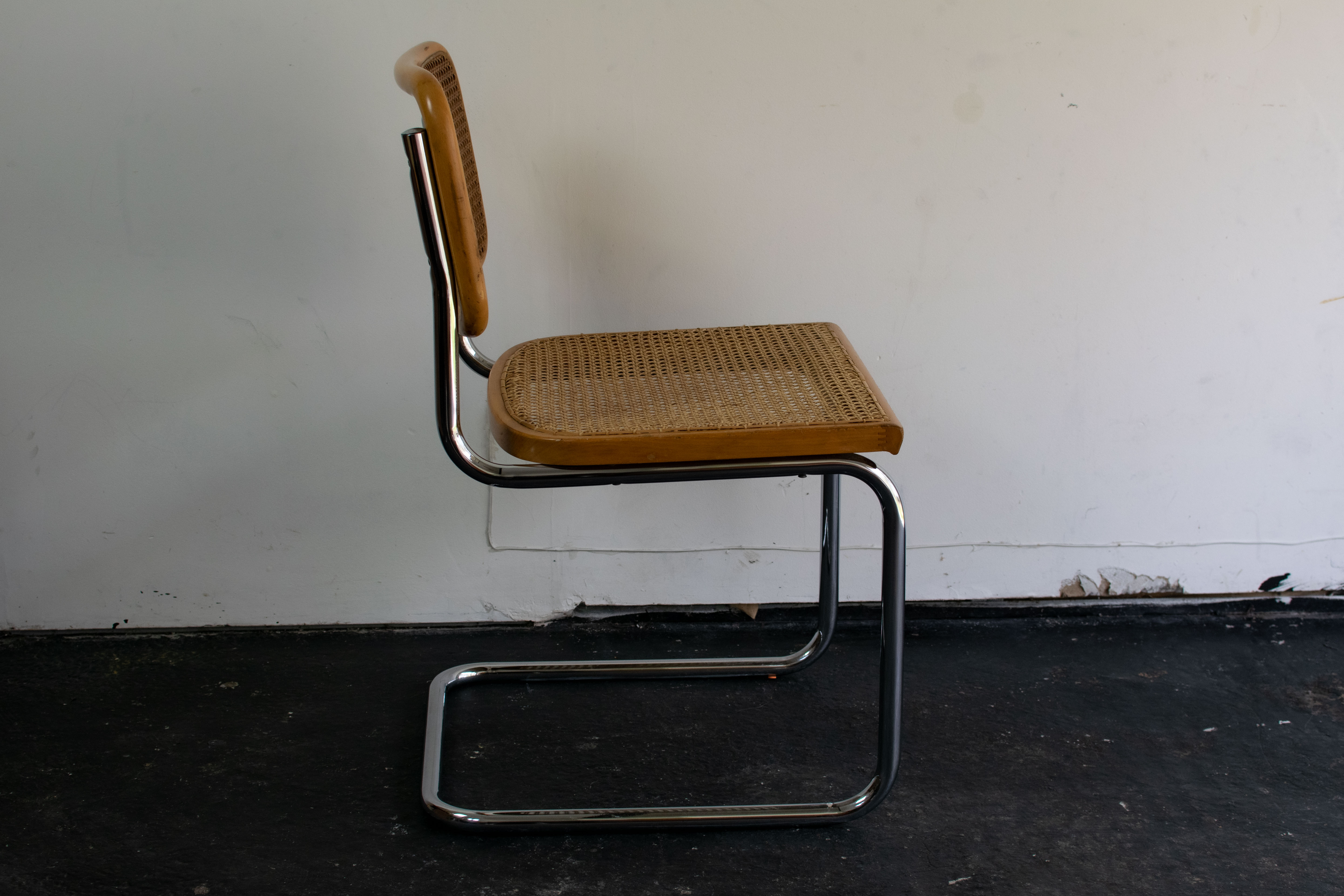 Cesca b32 chair by Marcel Breuer