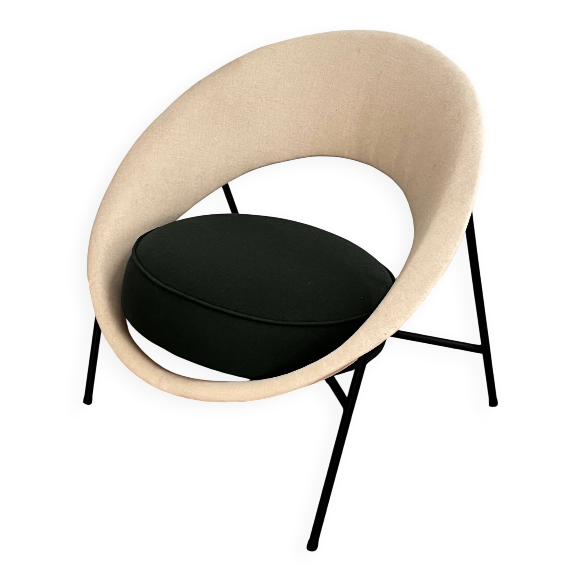 Saturn 44 Armchair