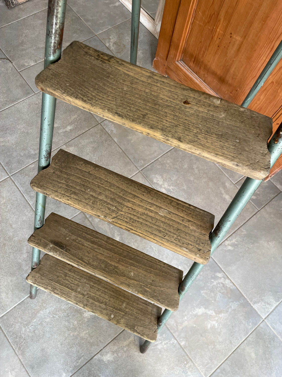 Ancient painter's stepladder