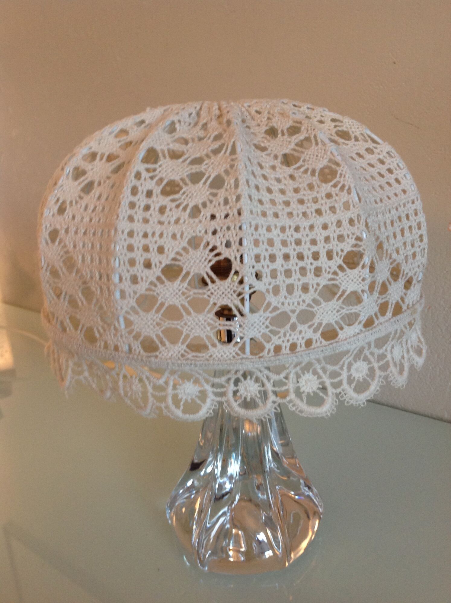 Bedside lamp glass foot and lampshade hook ecru / vintage 60s-70s