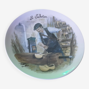 Provence ceramic plate .oriol la terra vecchia le sabotier