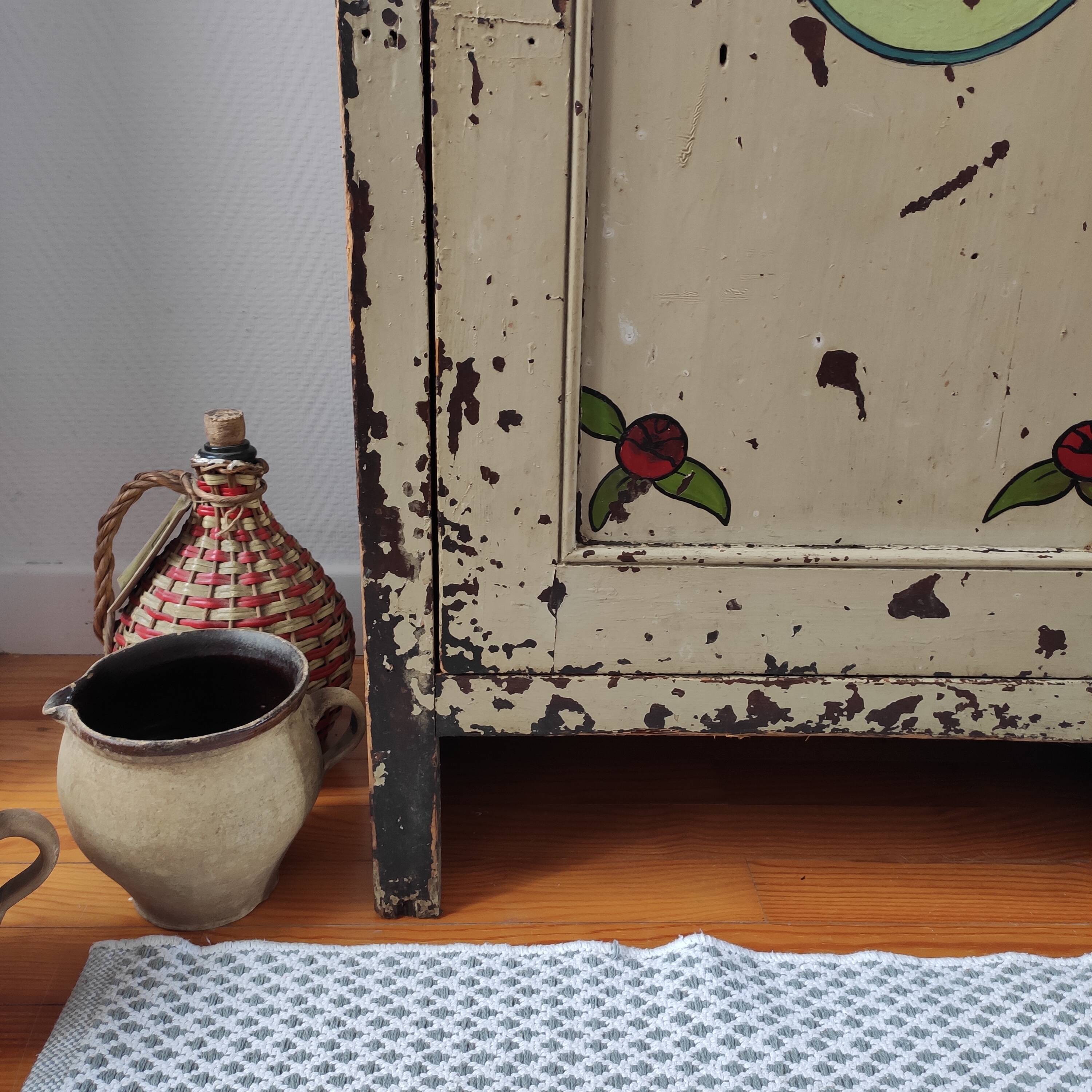 Parisian buffet old jam maker