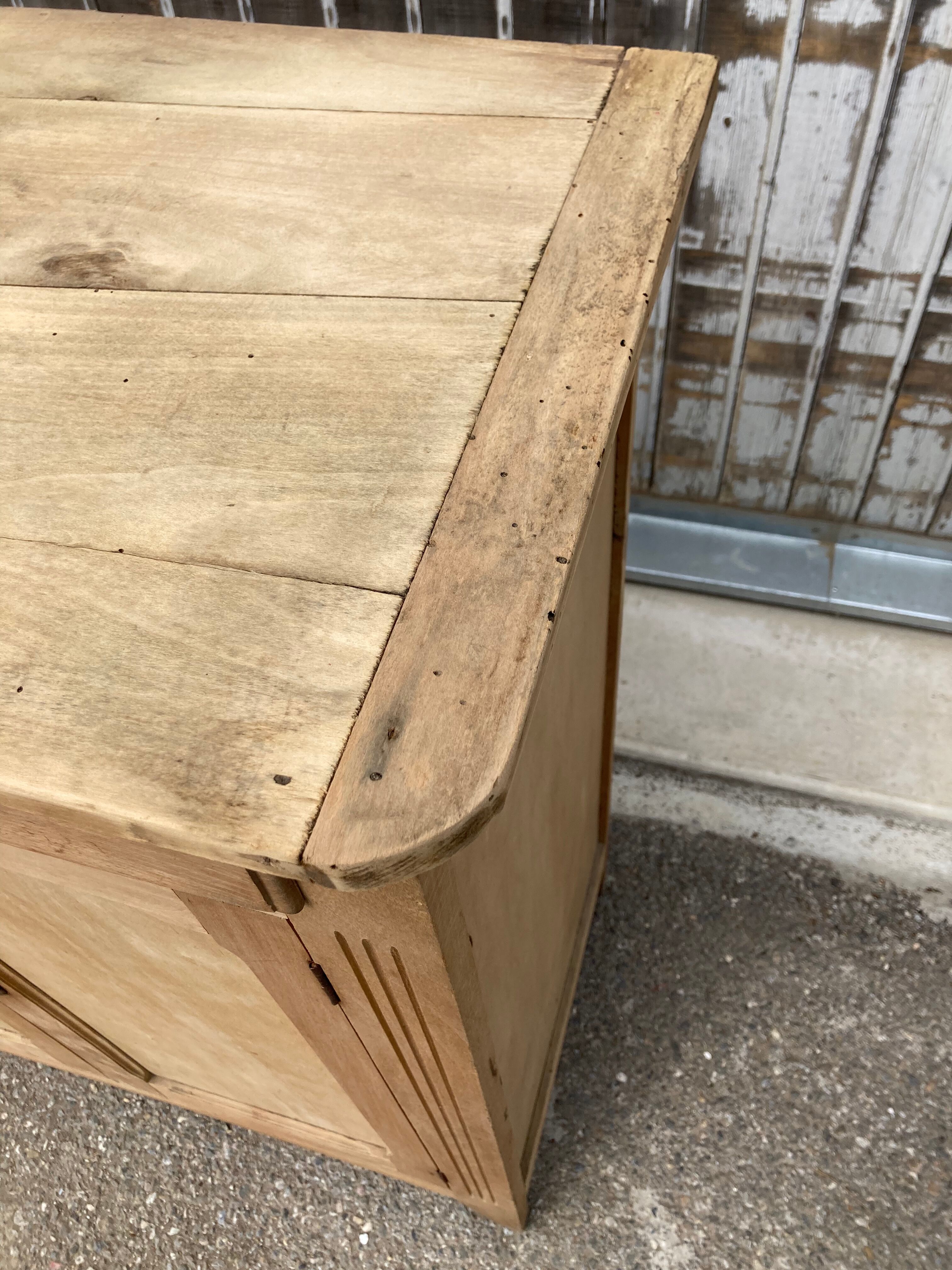 Natural Parisian buffet