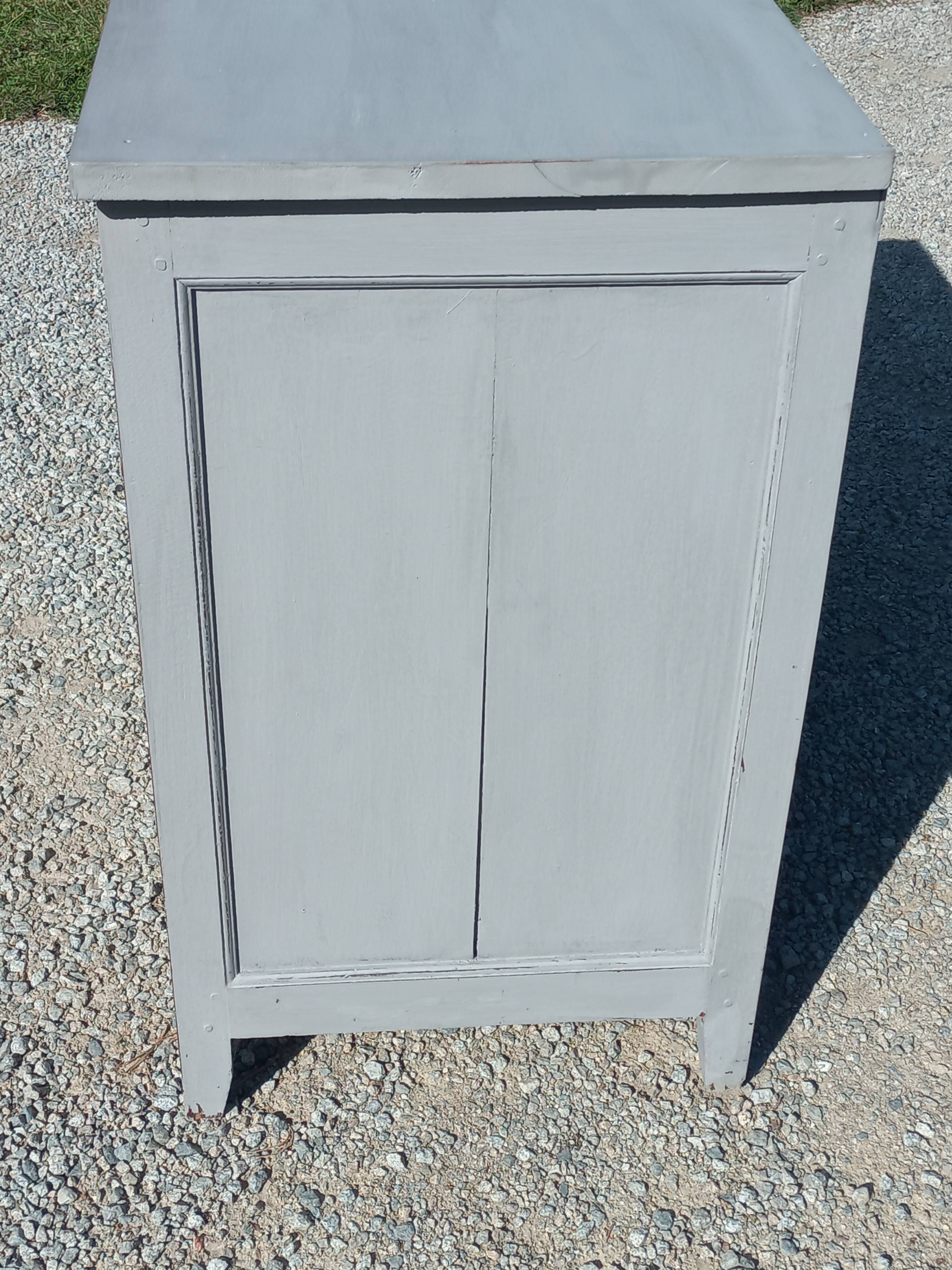 Parisian sideboard in oak and walnut 2 doors 2 drawers from the 20s