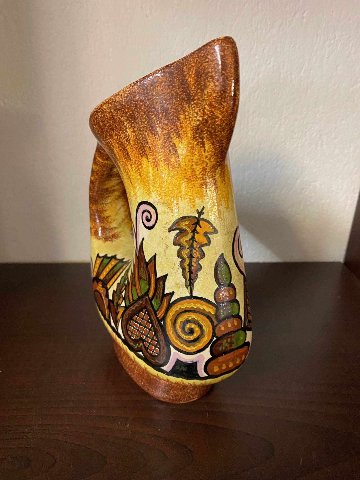 Quimper fouillen faience pitcher from the 50s/60s oblique shape gorse decor