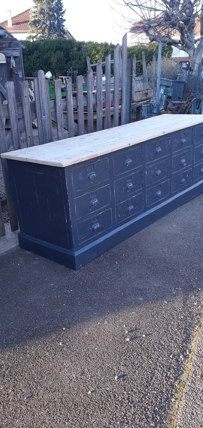 15-drawer craft cabinet