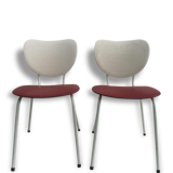 Lot of 2 vintage chairs