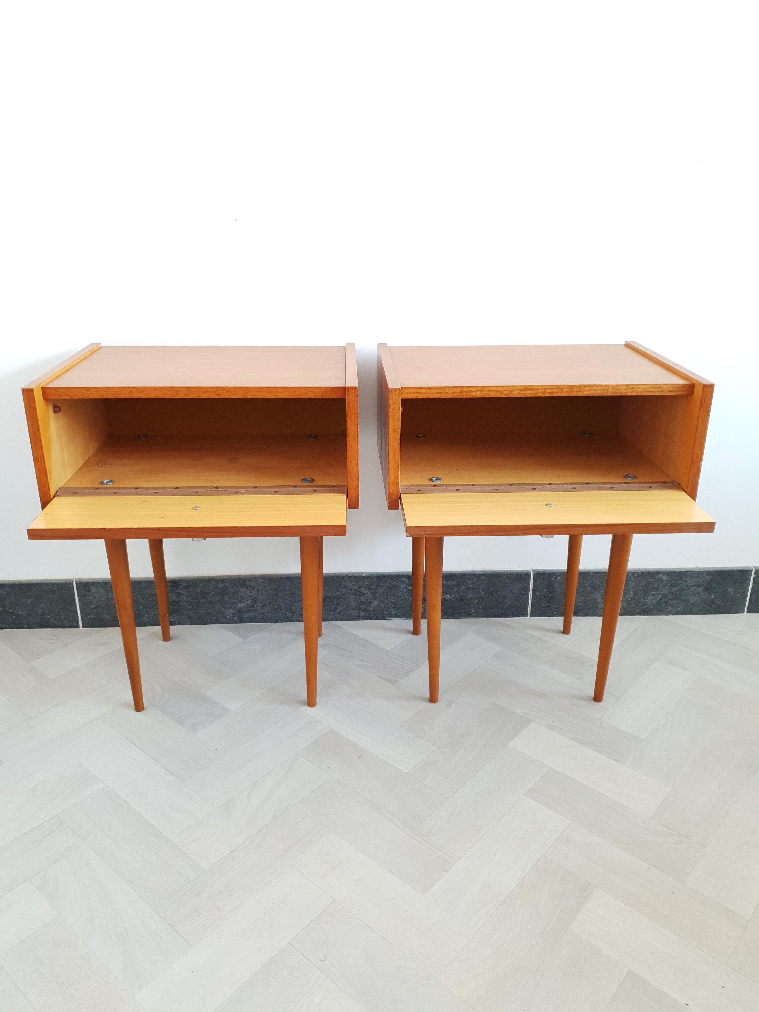 Pair of nightstands 50s