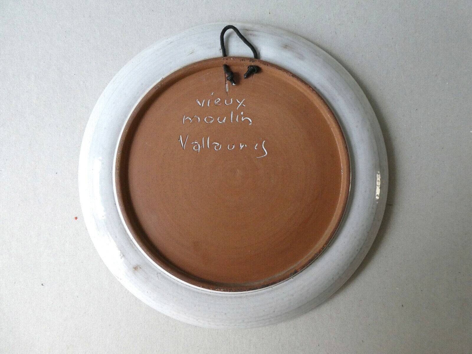 Plat le Vieux Moulin in Vallauris, Perot, Malarmey, 1950s-1960s