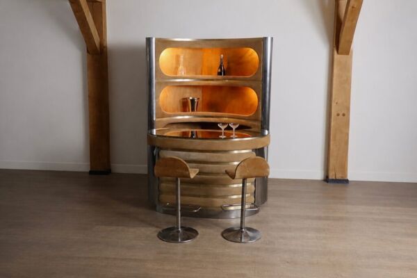 Bar en daim et chrome avec tabourets de bar en cognac par Willy Rizzo, Italie, années 1970.