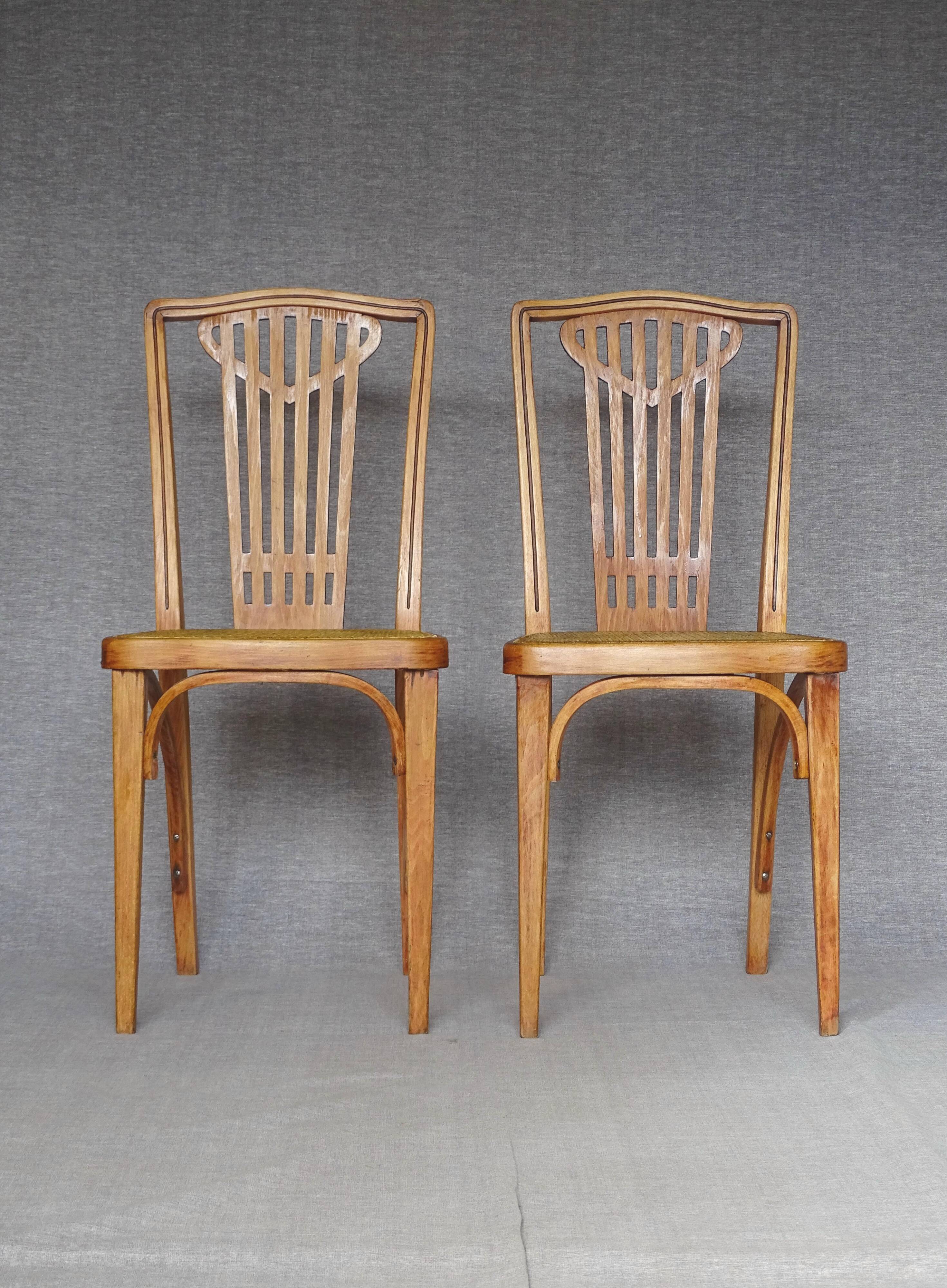 Set of 6 THONET chairs N°732 - 1914 - new canework - Viennese Secession.