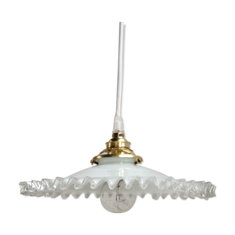 Suspension en opaline blanche