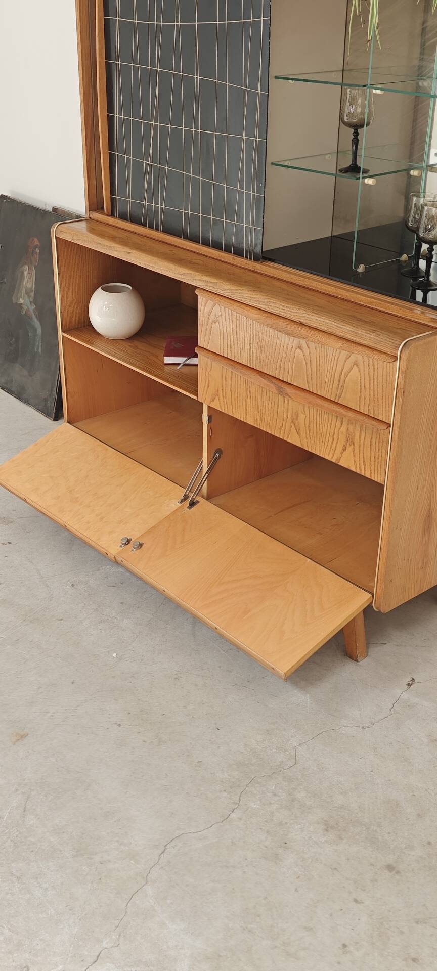 High buffet / Sideboard U 372 / 386 by B Landsman and H Nepozytek 60