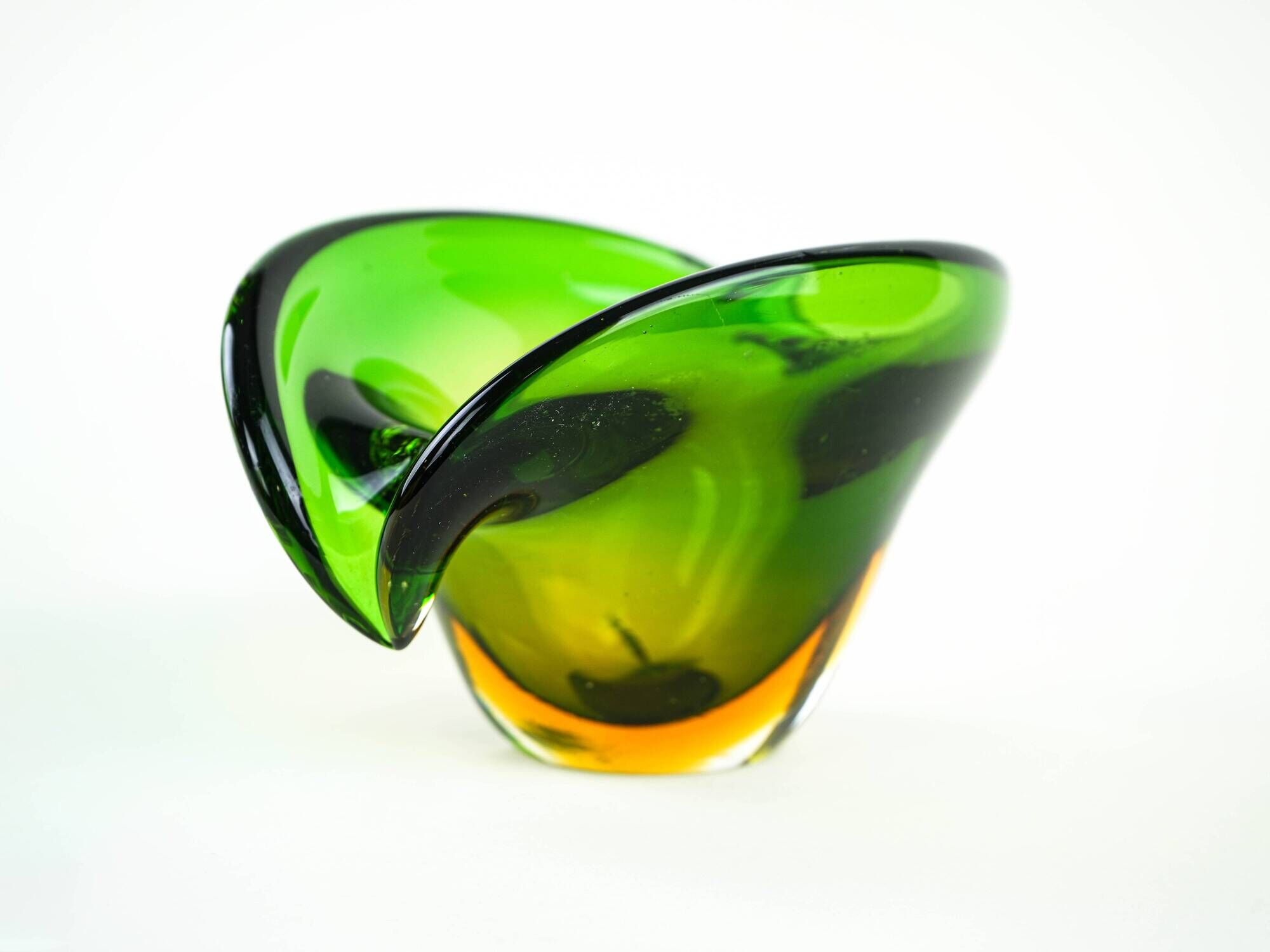 Sommerso glass platter in green and yellow, Murano, Italy, 1960s