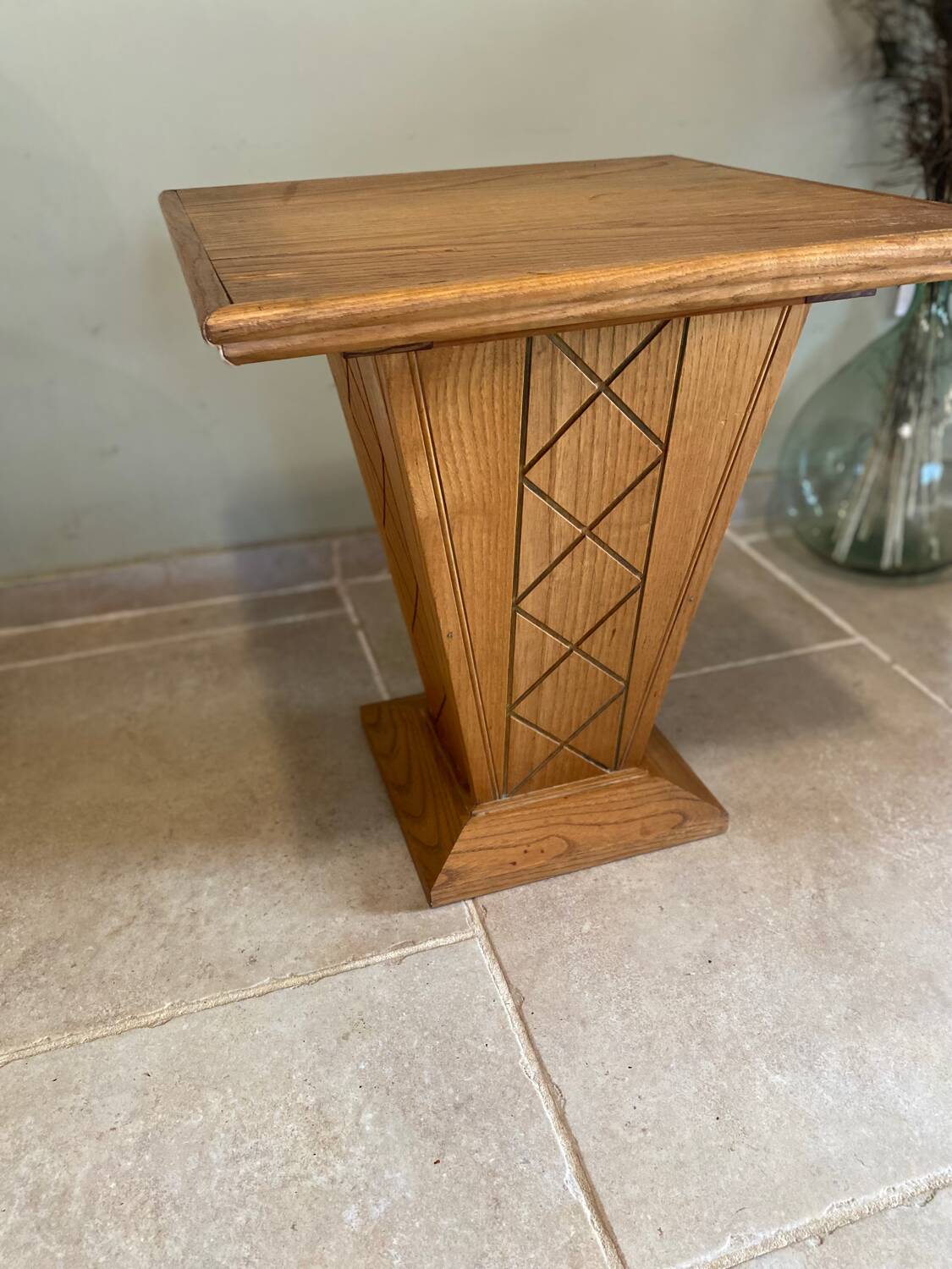 Occasional table, Art Deco pedestal table