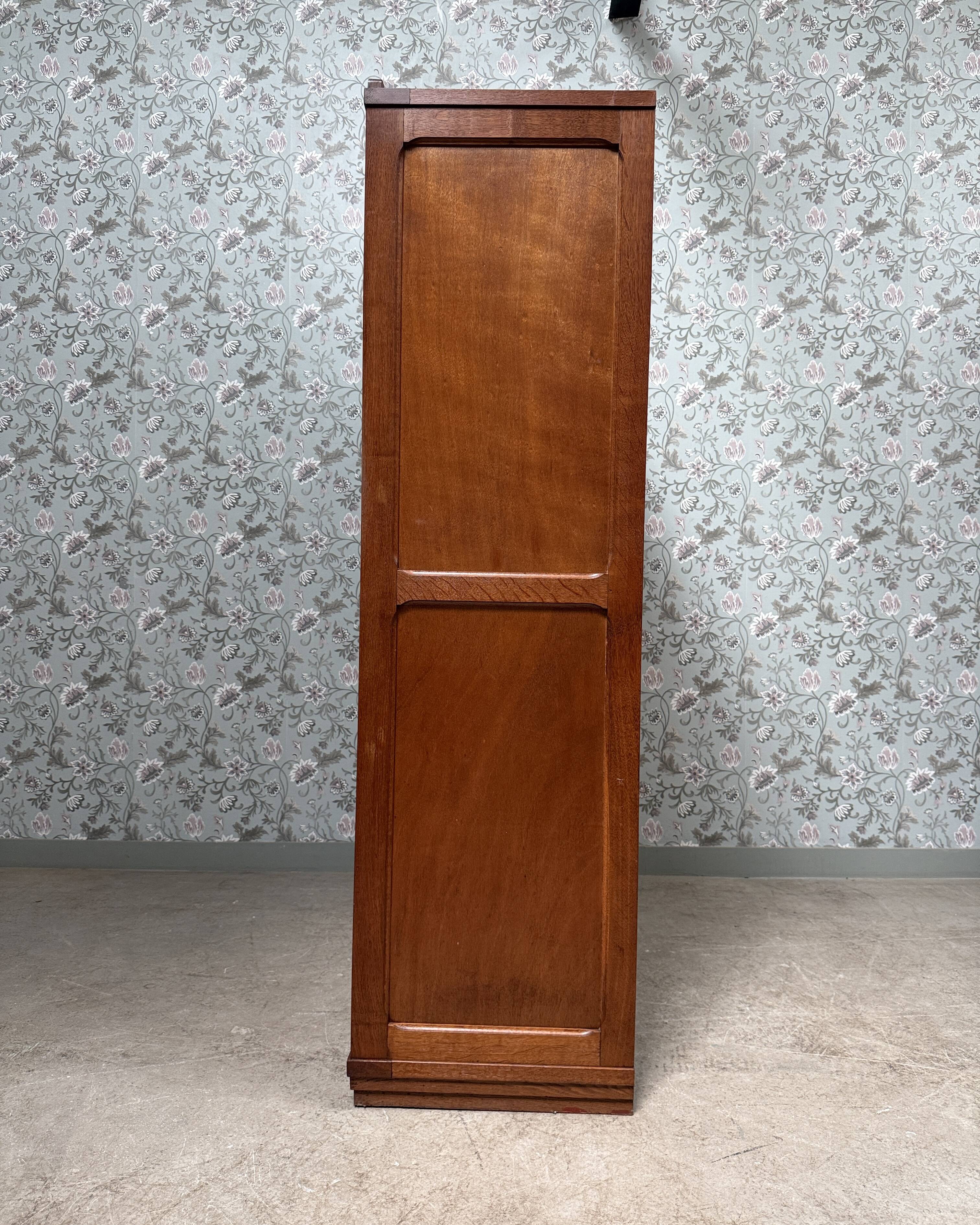 Large Parisian wardrobe with sliding doors