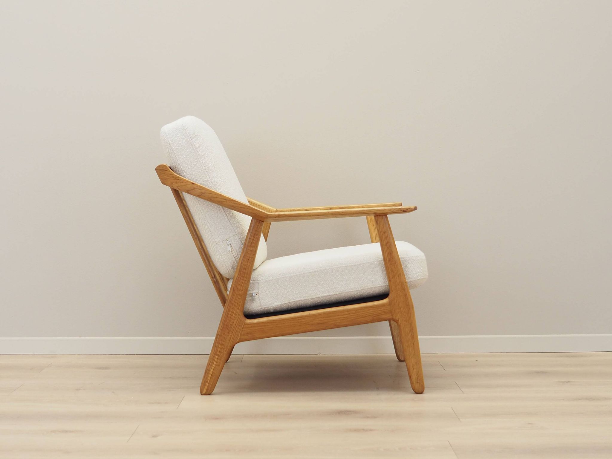 Oak armchair, Danish design, 1960s, designer: H. Brockmann Petersen, production: Randers Møbelfabrik
