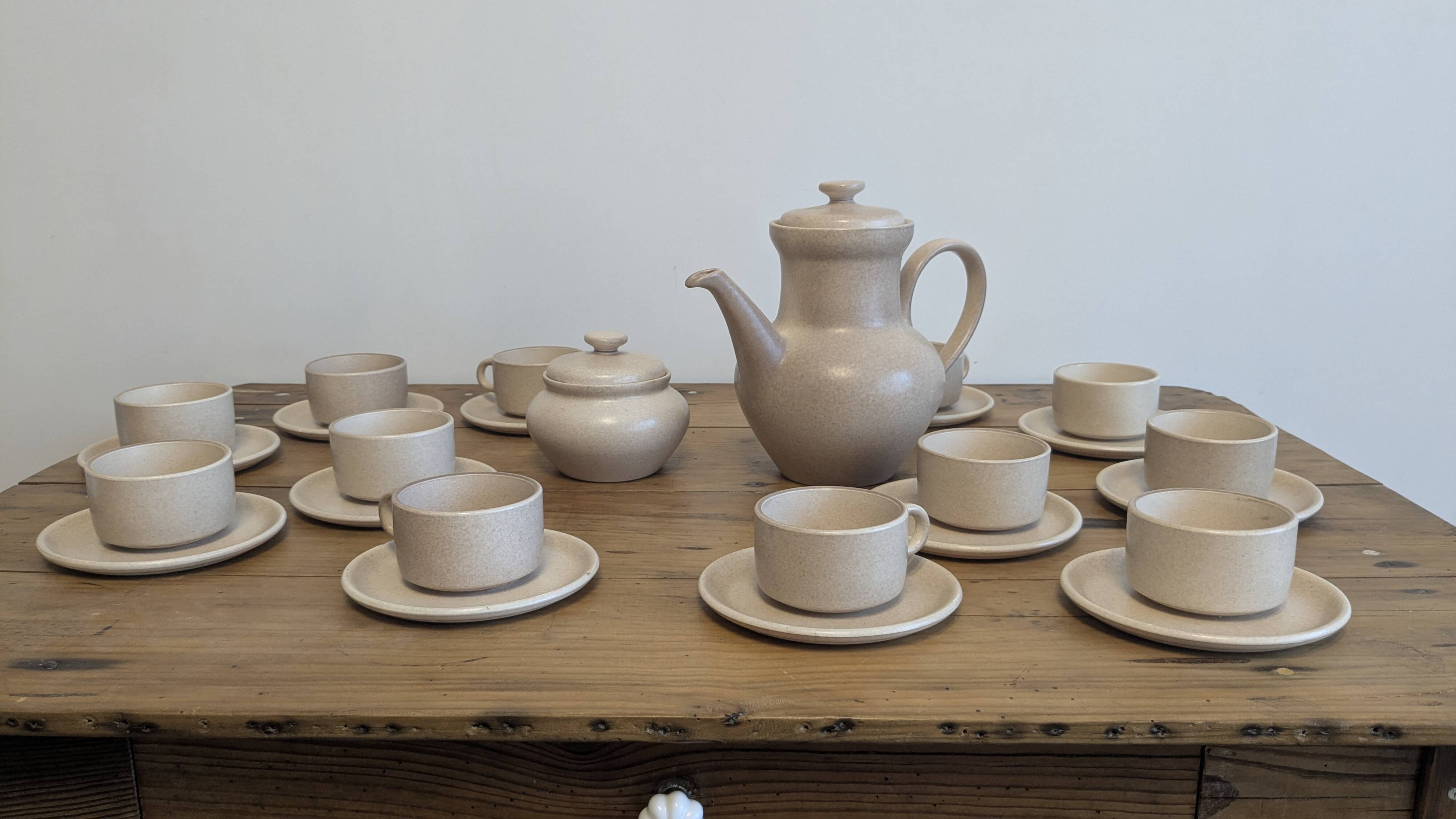 Service à café vintage en grès Les Potiers de l’Abbaye – 12 personnes