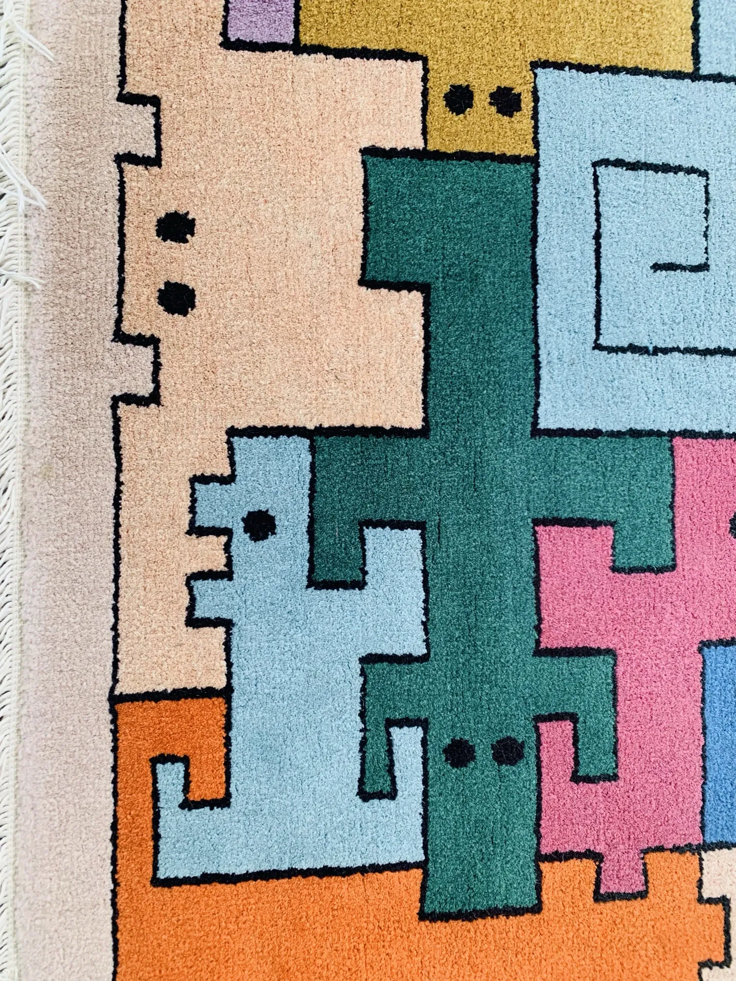 Geometric animal/Tetris rug, vintage