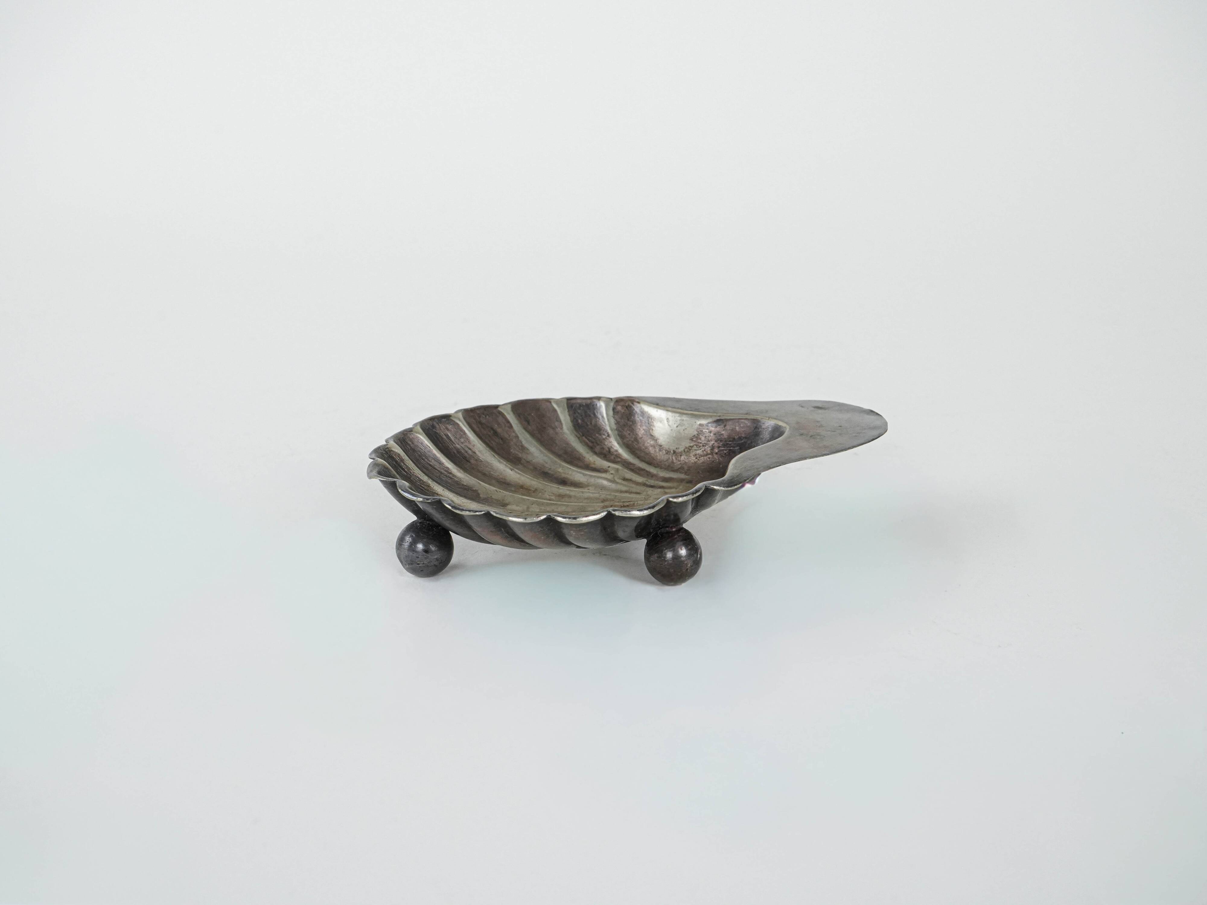 Metal platter, Italian design, 1960s, made in Italy