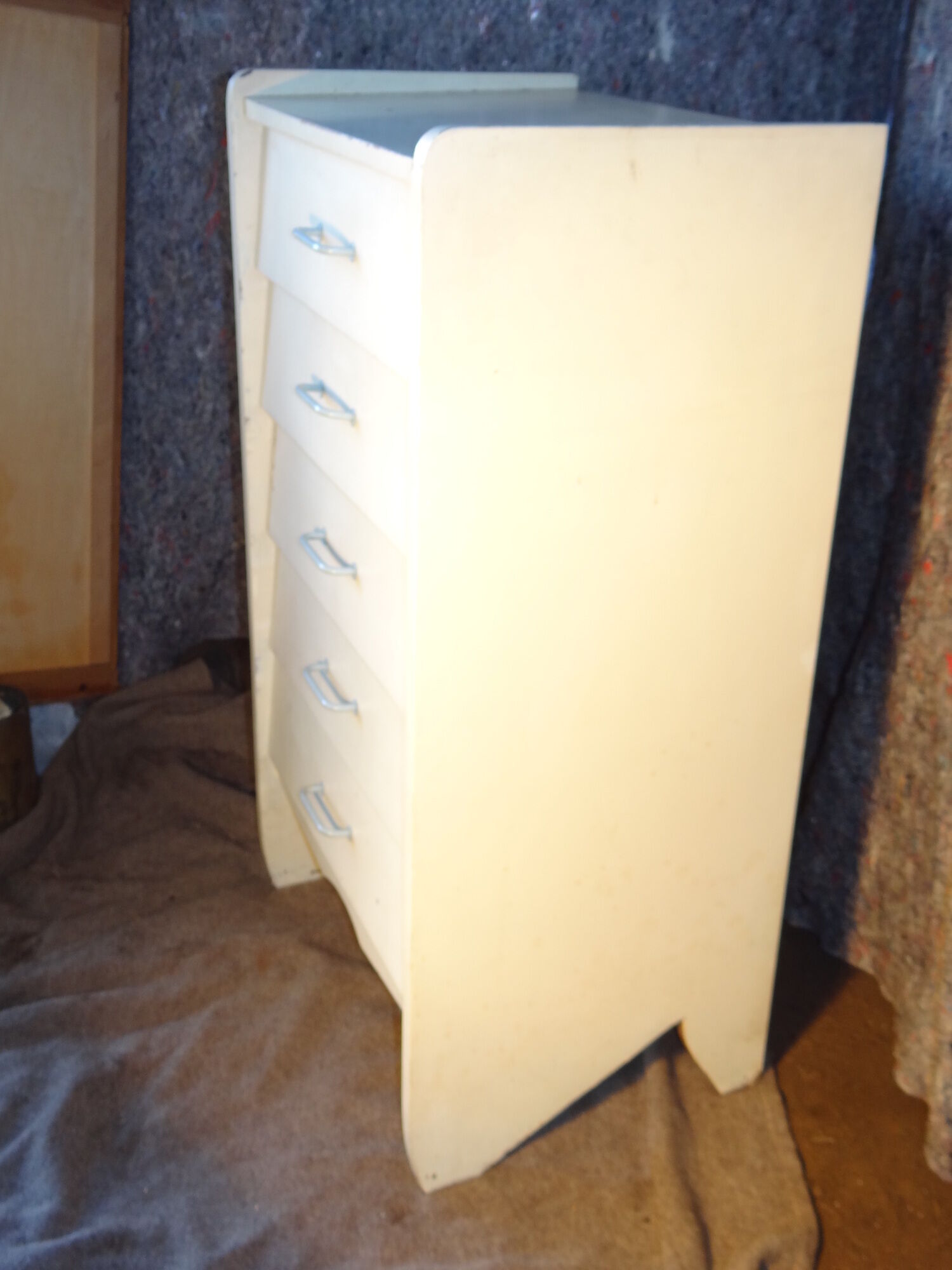 1950 painted wooden dresser
