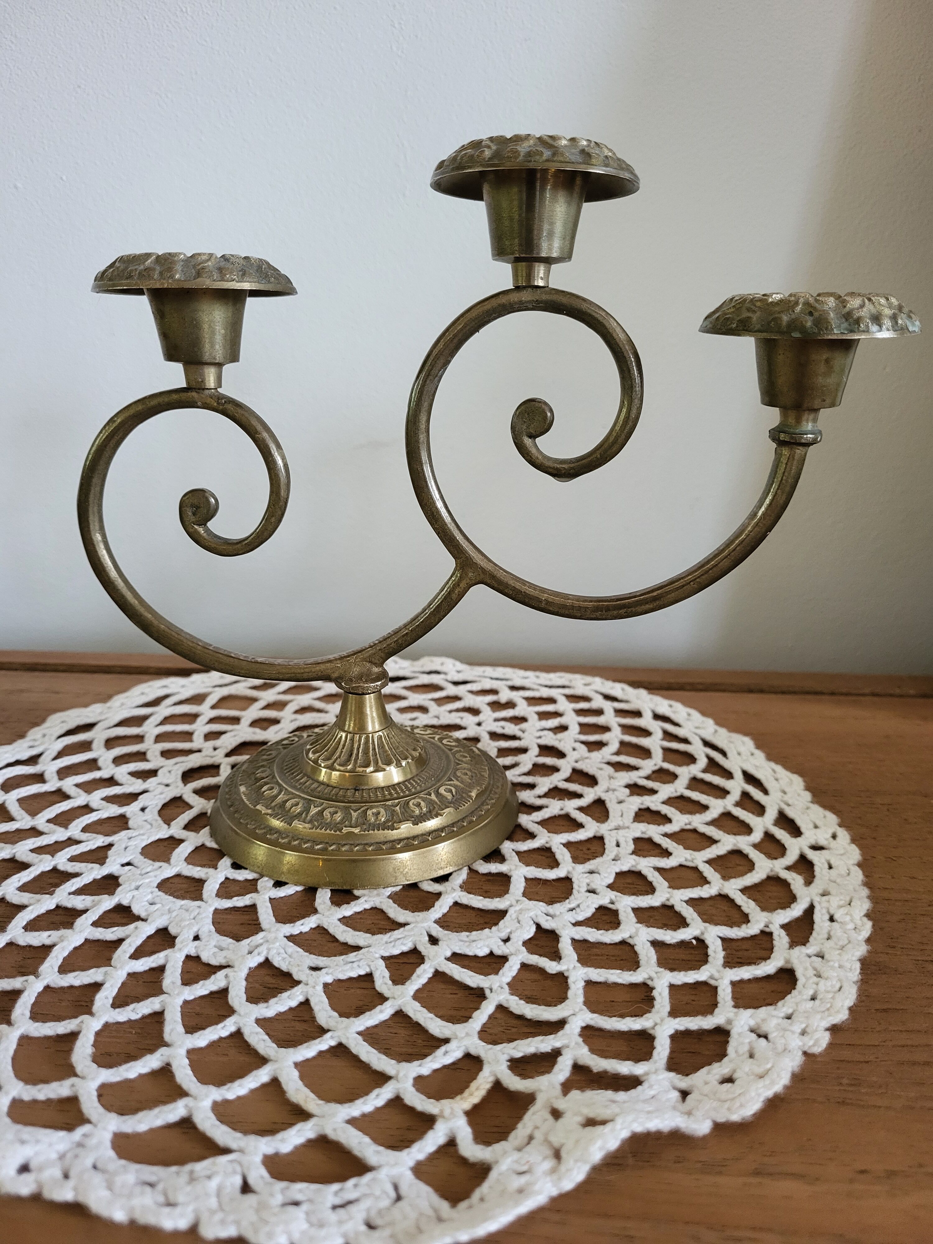 3-spoke brass candle holder