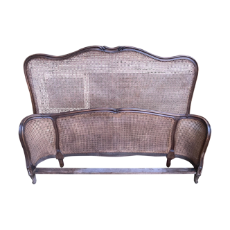 Lit corbeille de style Louis XV cannage