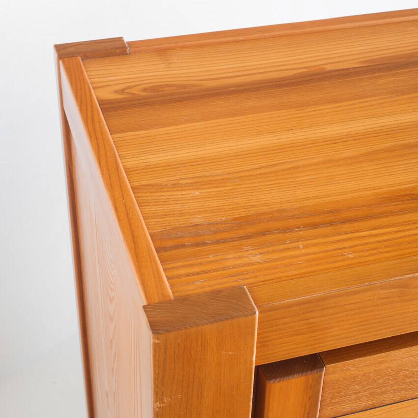 Vintage sideboard in elm wood. Edition by Simat. France 1970s.