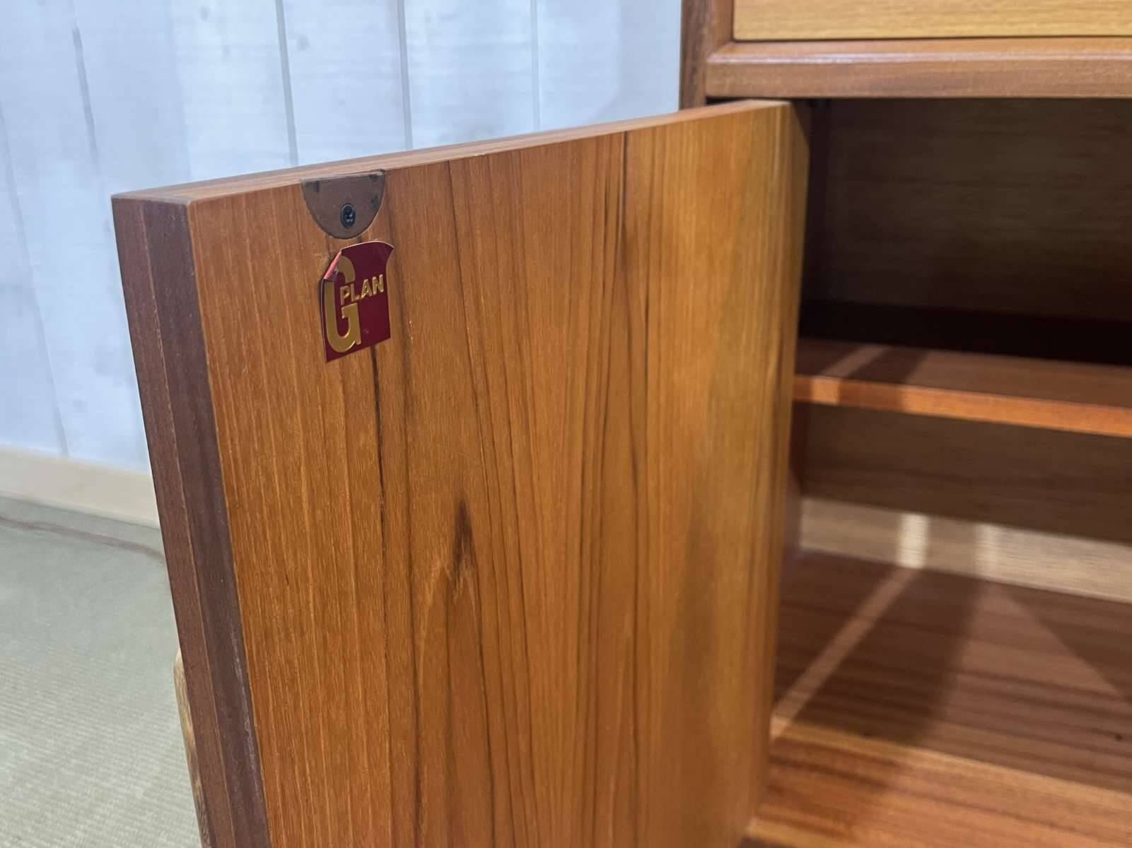 Enfilade bar GPLAN in teak from the 1970s.