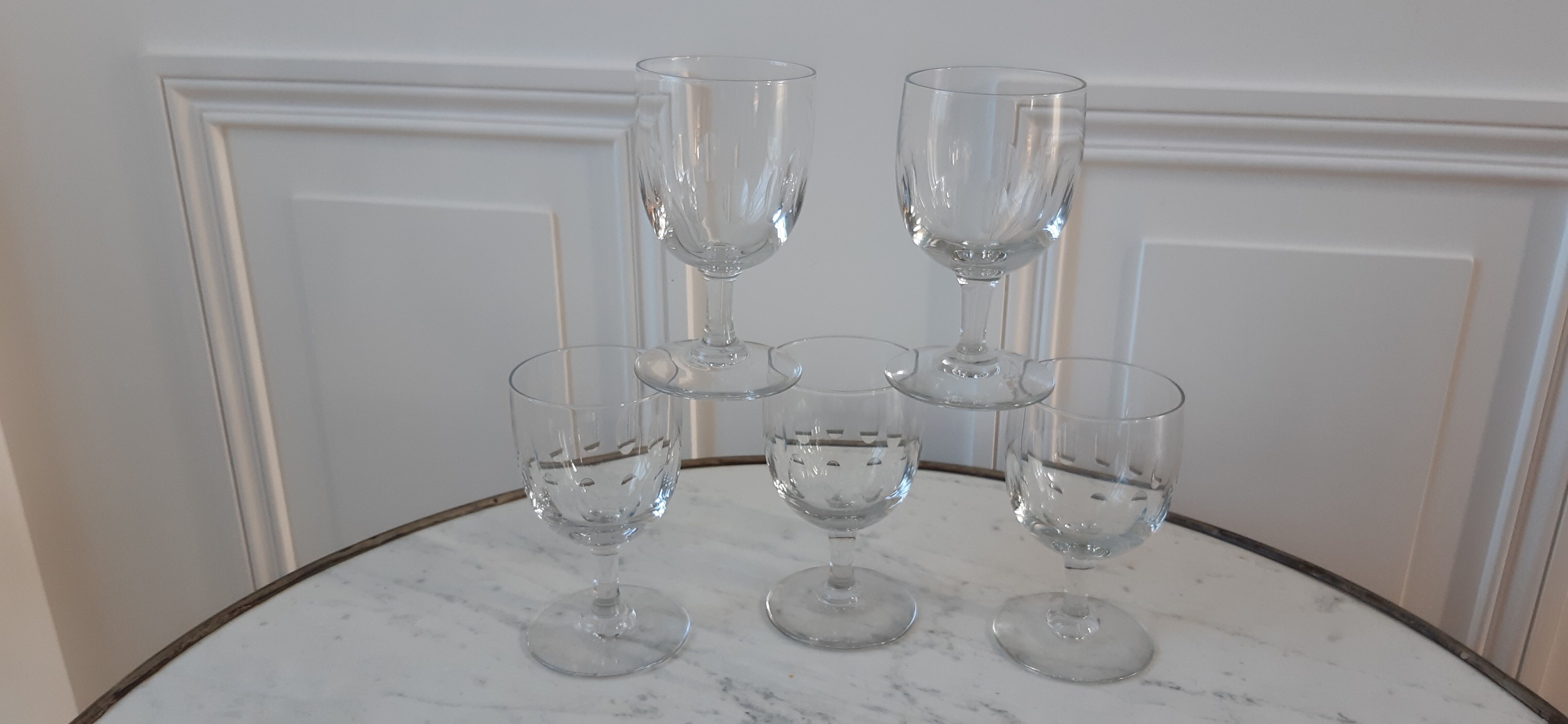 Set of 5 crystal wine glasses 30s