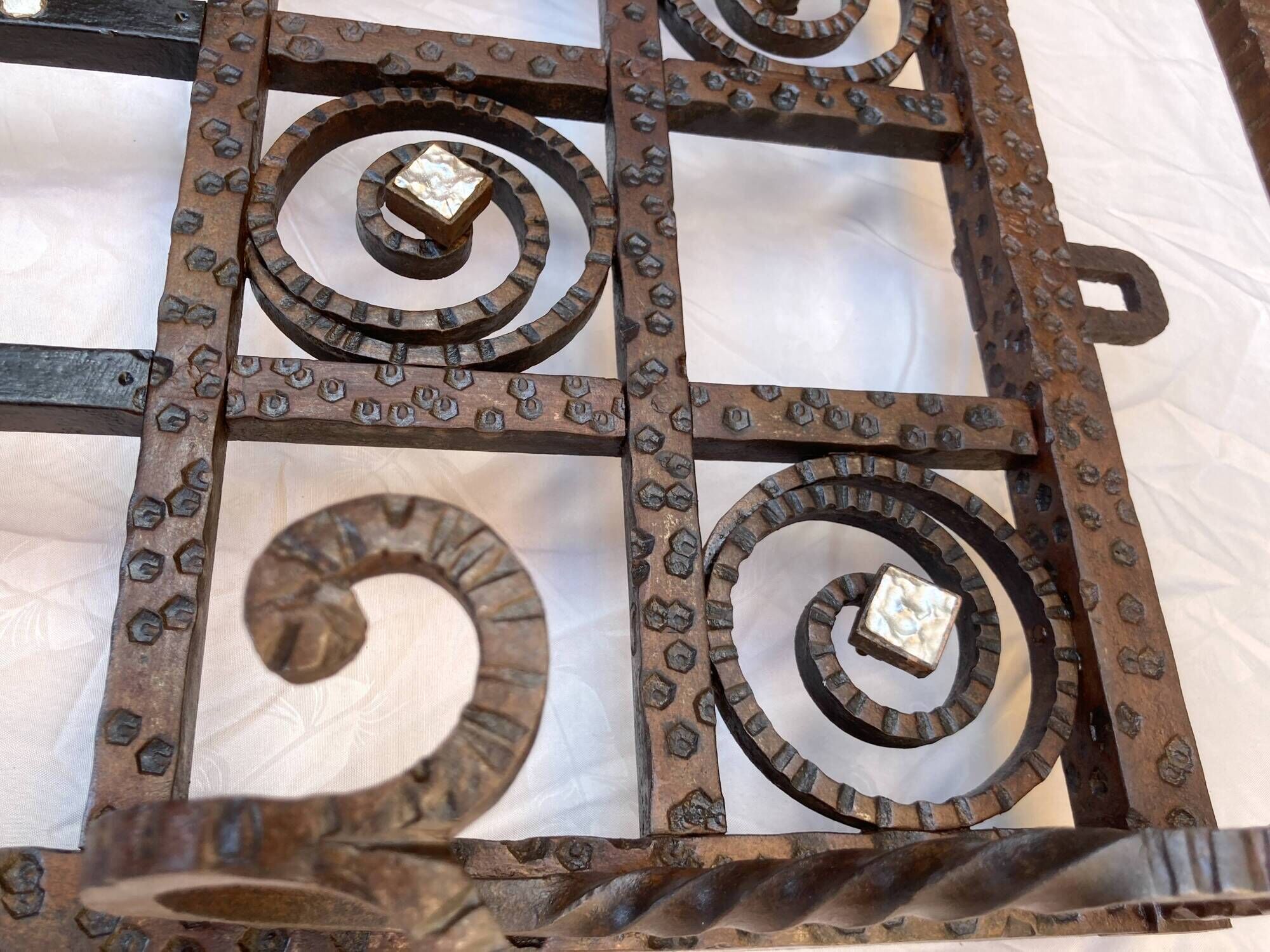 Colonial-inspired Art Nouveau wardrobe – Bevelled mirror 1939