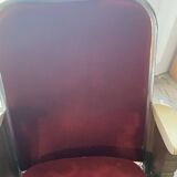 Burgundy velvet strapontin