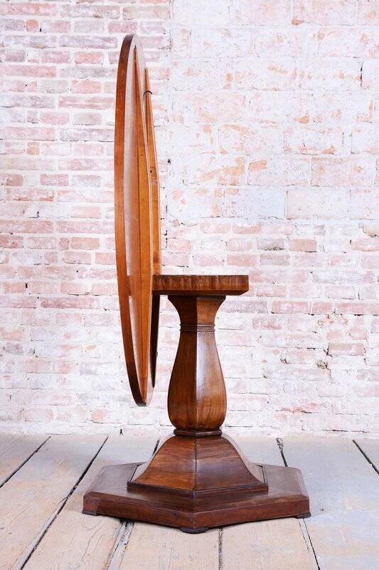 Biedermeier Dining Table in Walnut, Czechia, 1830s