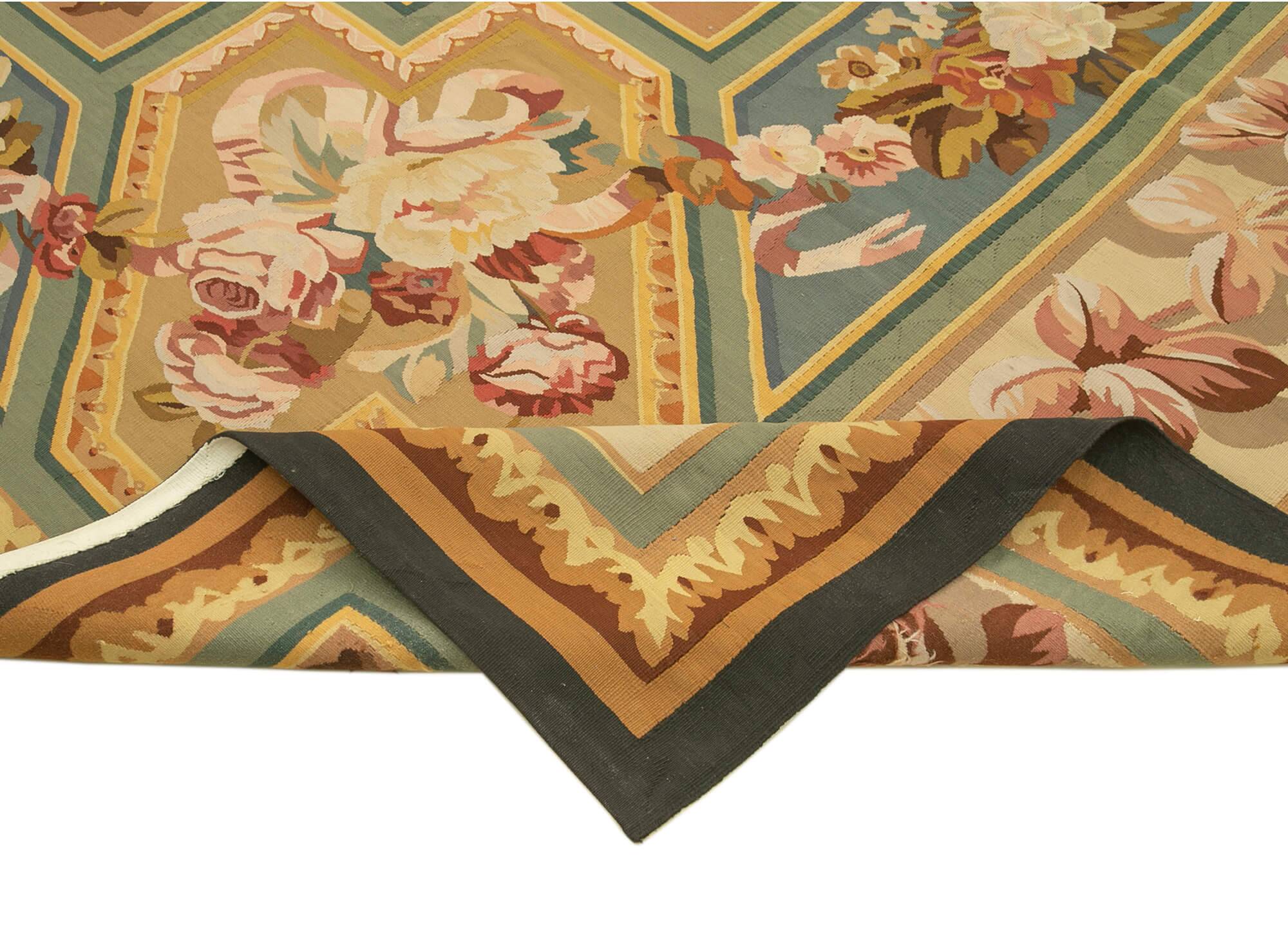 Handmade European Vintage Aubusson Kilim 281 cm x 361 cm