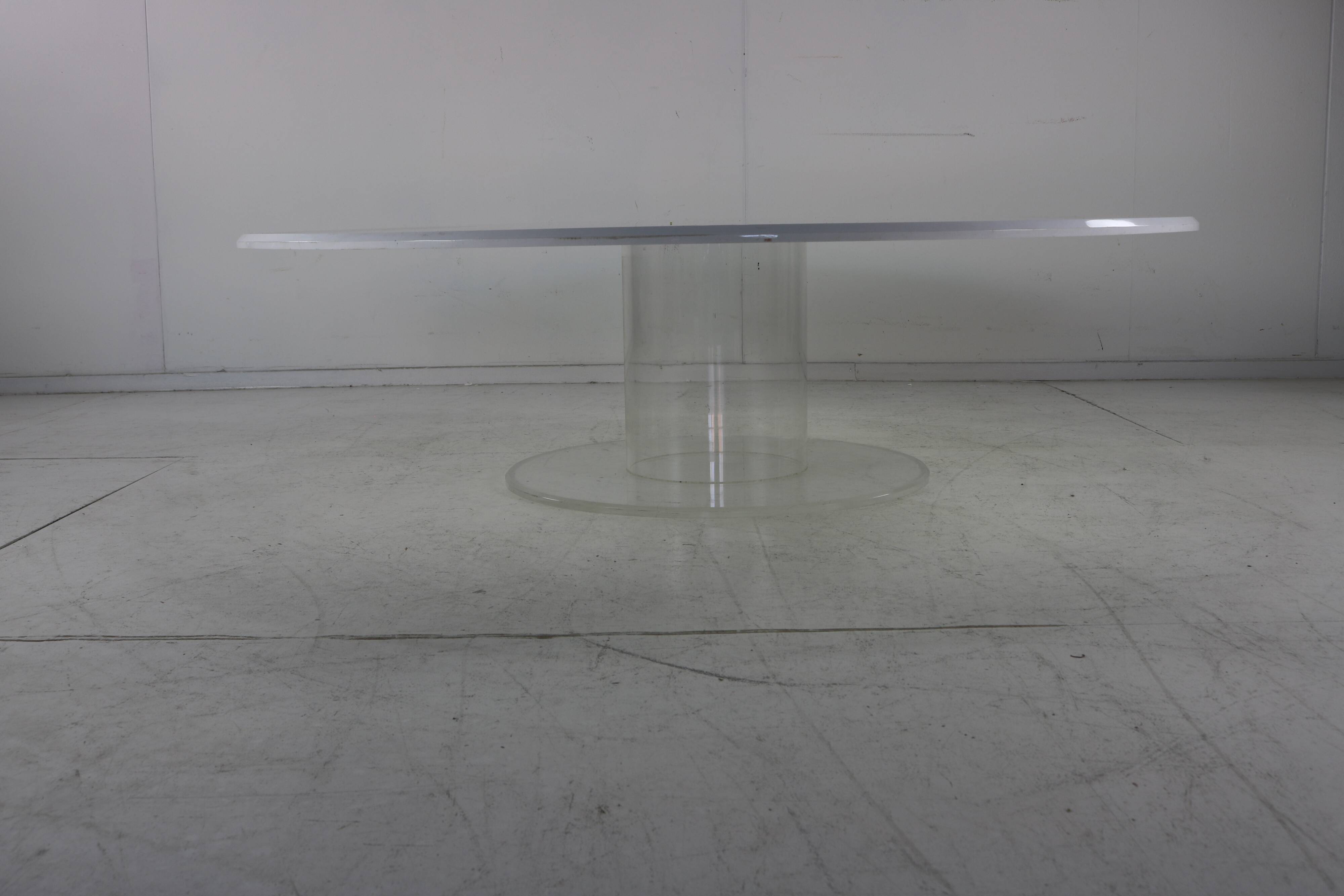Very impressive Dutch design large coffee table in acrylic