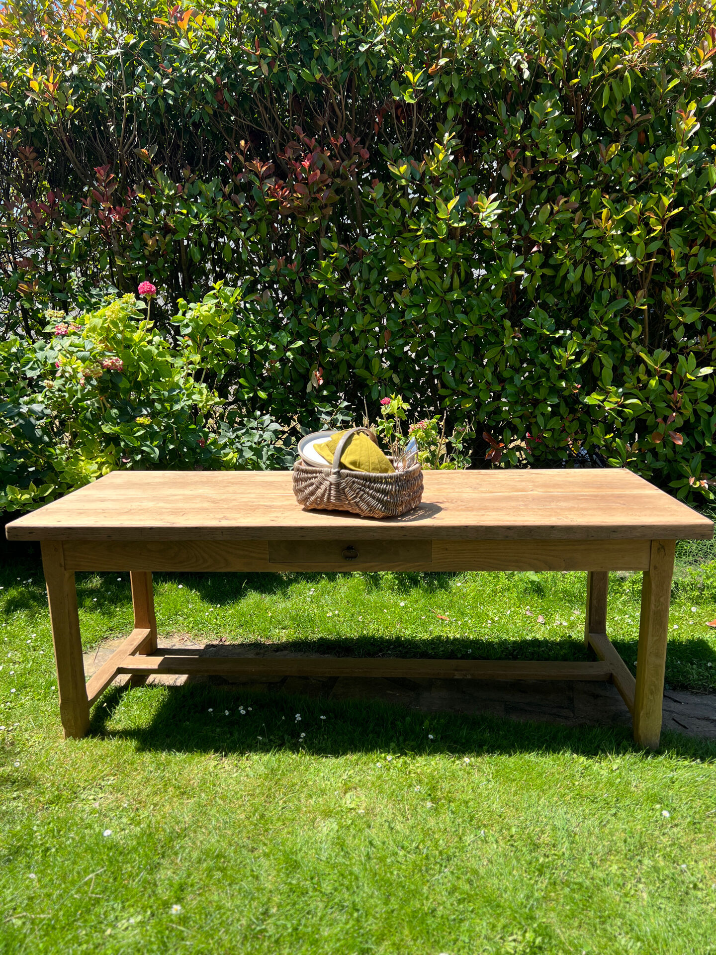 Table de ferme ancienne en chêne massif clair