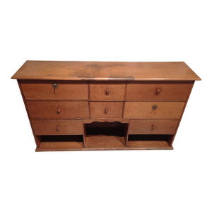 Étagère ou enfilade