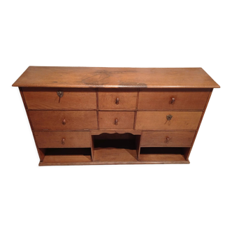Étagère ou enfilade