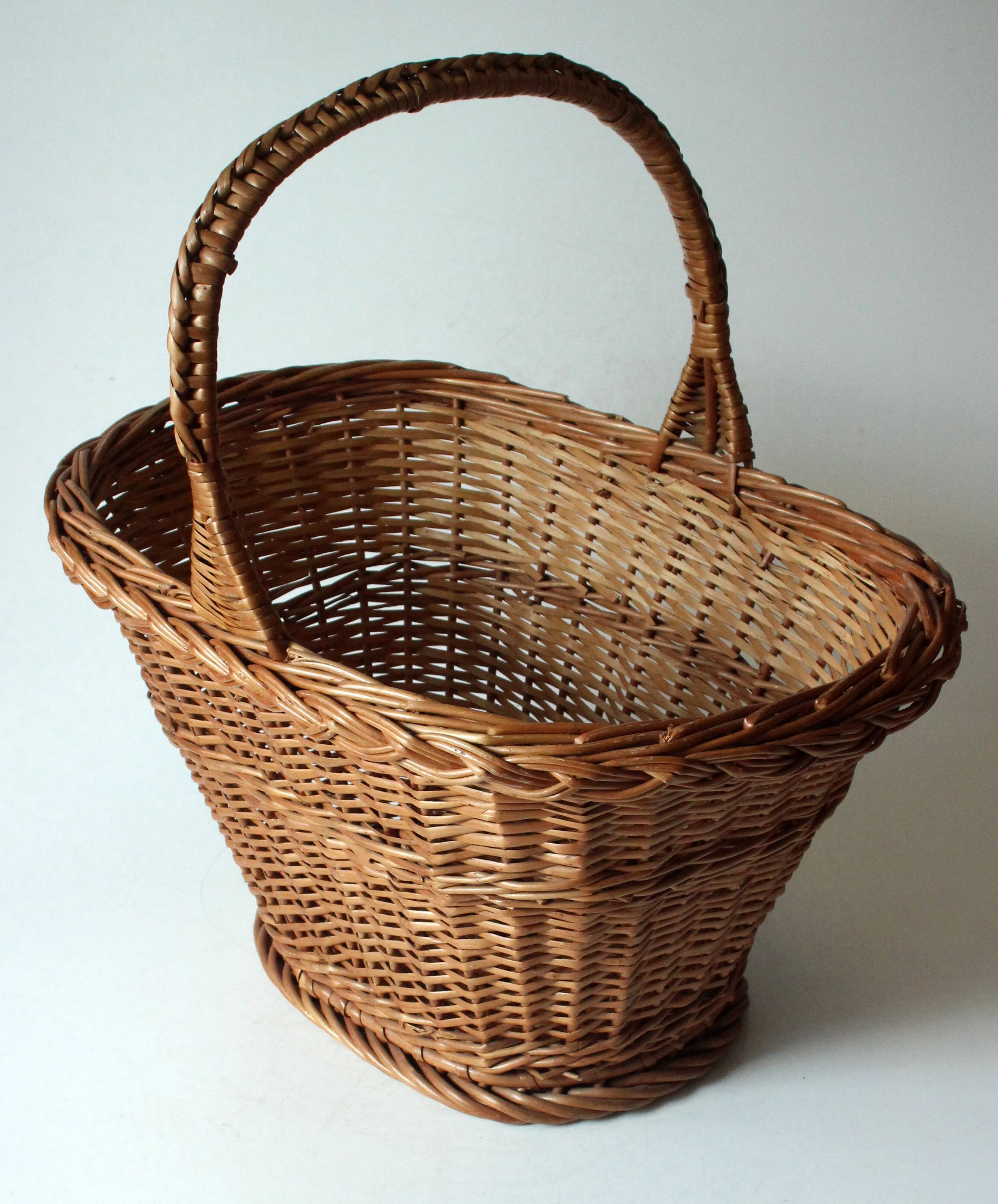 Wicker shopping basket, braided, handmade, vintage