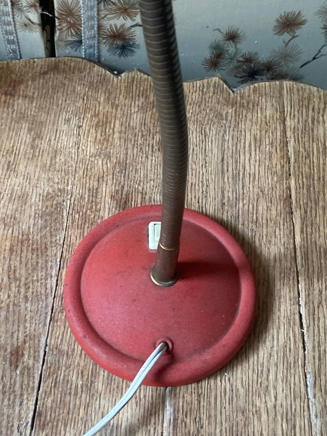 Lampe de bureau articulée vintage en métal rouge
