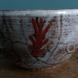 Empty pocket bowl signed Le Murier Gustave and Micheline Reynaud, Vallauris