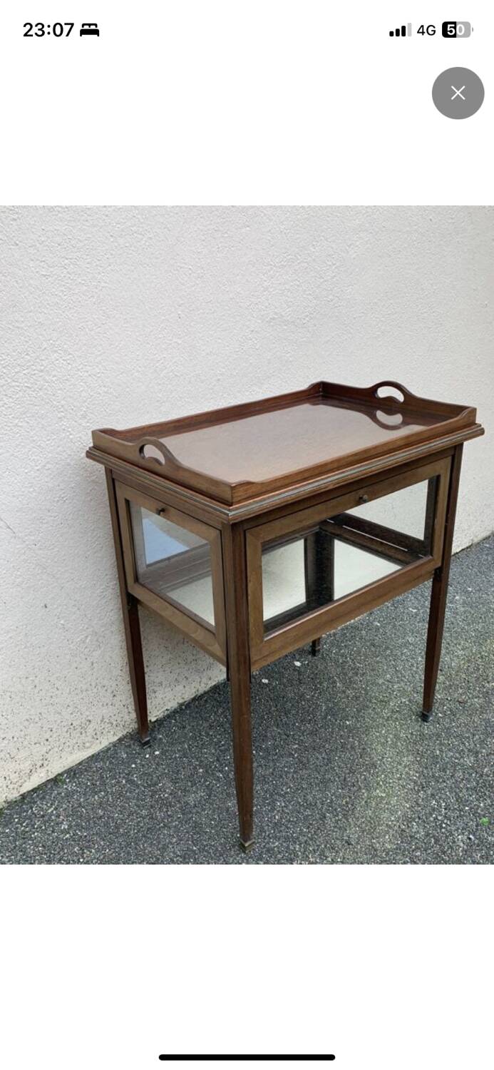 Glass tea table with its tray