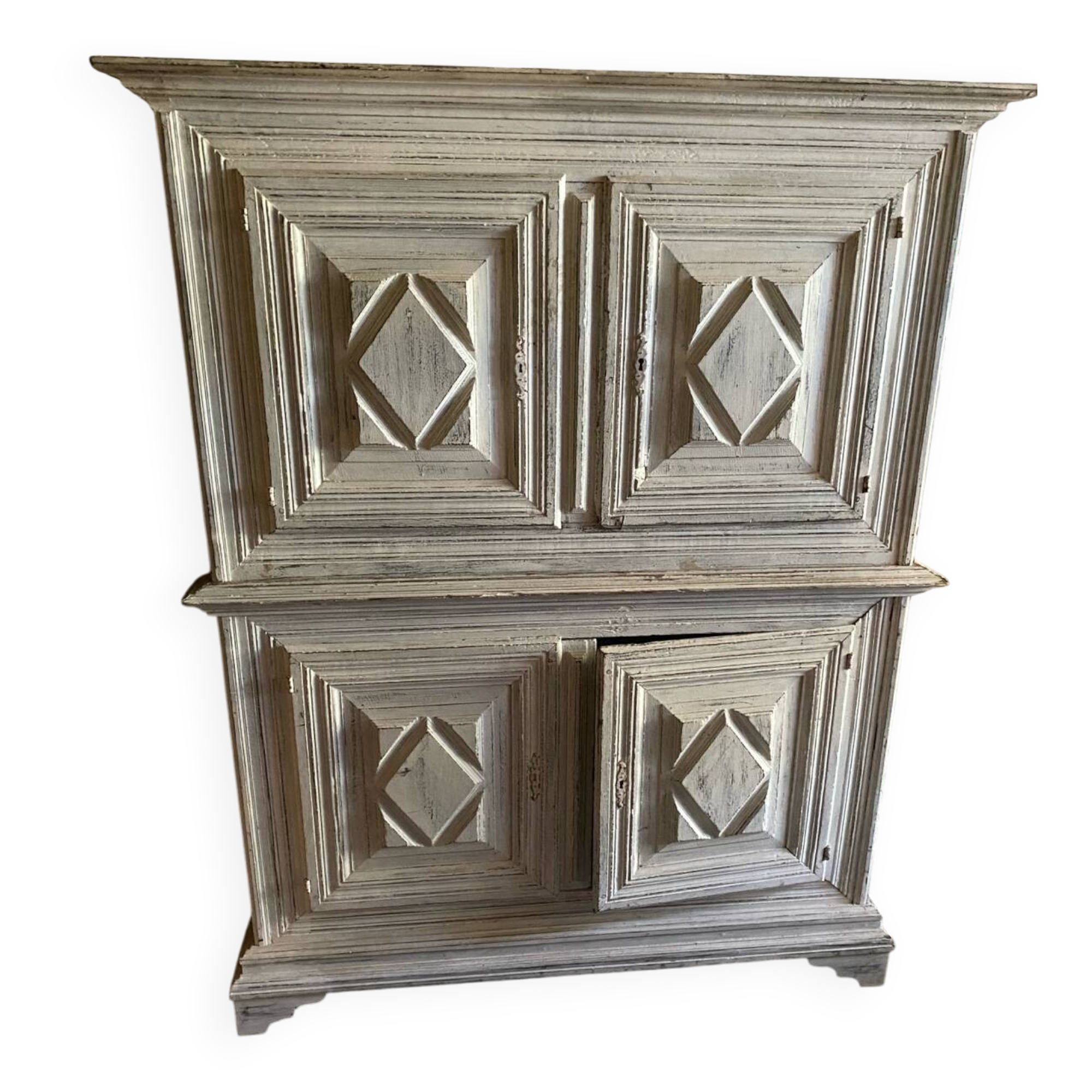 Buffet with 4 doors in Louis XIII style