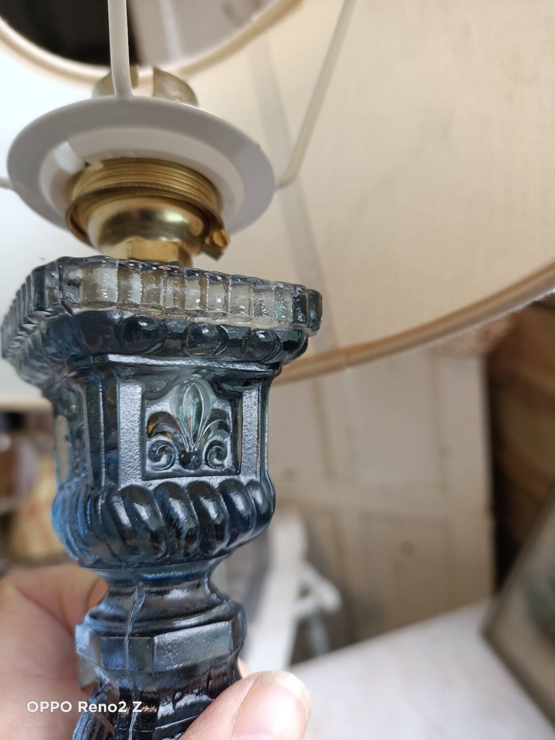 Paire de lampes en verre bleuté