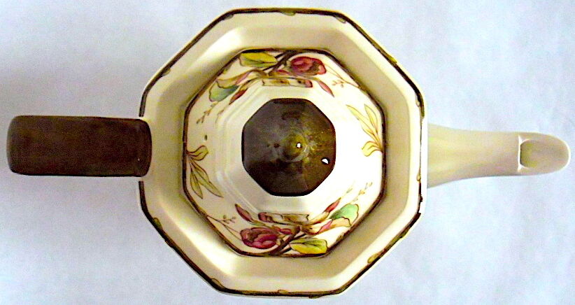 Coffee maker in earthenware decorated with hawthorn flowers, from the house Villeroy--Boch, model "Portobello"