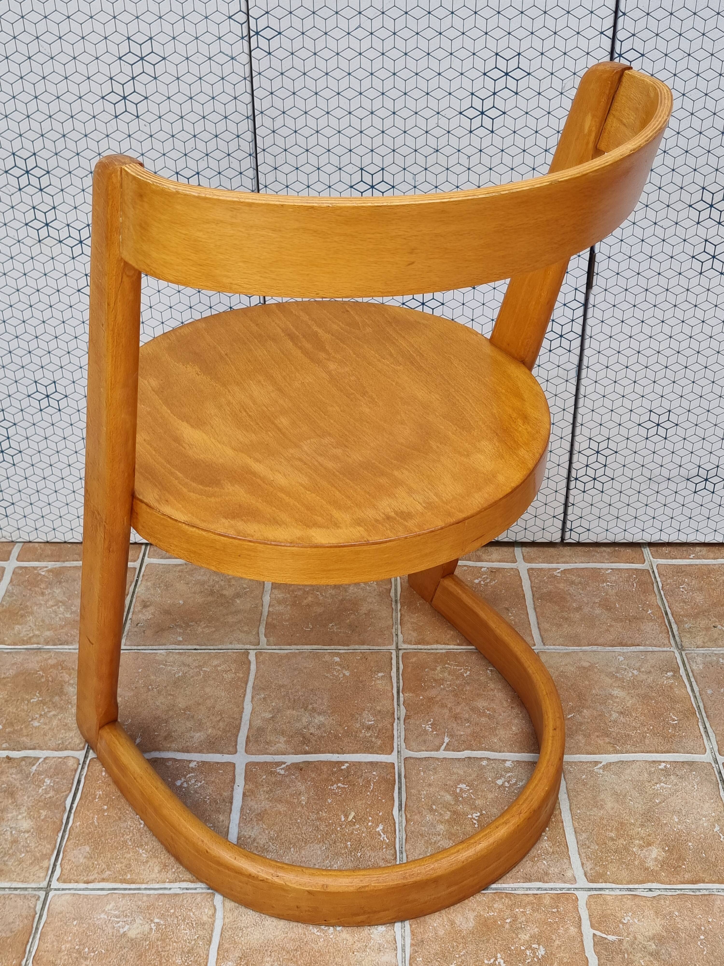 Halfa chair by Baumann, sculptural design in bentwood, 1970s